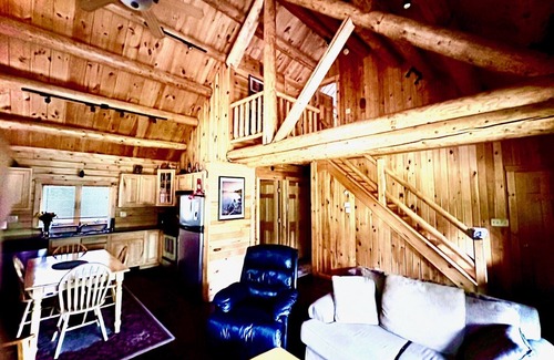 Saranac Casa | Adirondack Log Home en alquiler cerca de Lake Placid NY En Adirondack State Park