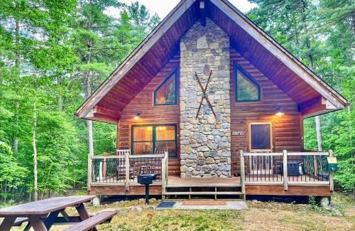 Jay Casa | Adirondack Mountain Cabin with Hot Tub, Near Whiteface, Lake Placid, Fire Pit, Game Rm