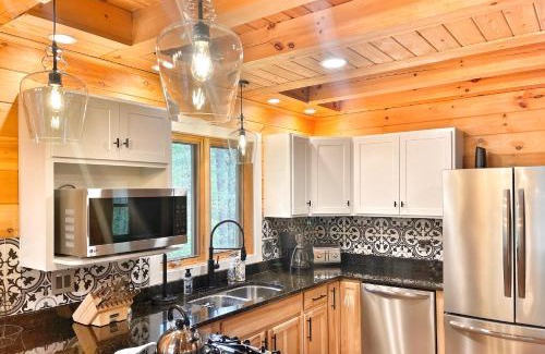Jay Casa | Adirondack Mountain Cabin with Hot Tub, Near Whiteface, Lake Placid, Fire Pit, Game Rm