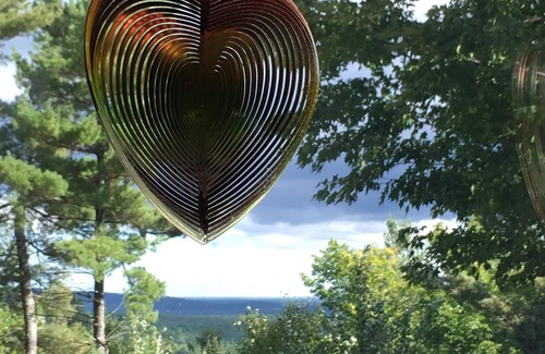 Au Sable Forks Cabaña | Adirondack Star Ridge Cottage - Una paz del cielo en 30 acres privados