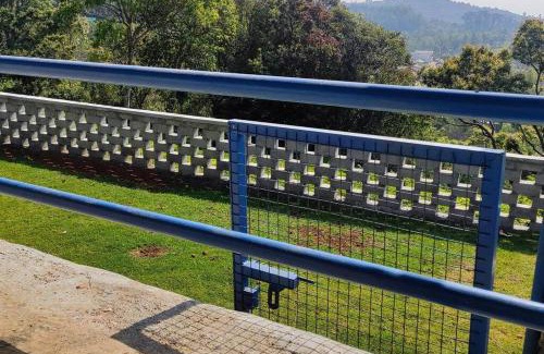 Kotagiri Cama Y Desayuno | Adithya Sunrise View Cottage