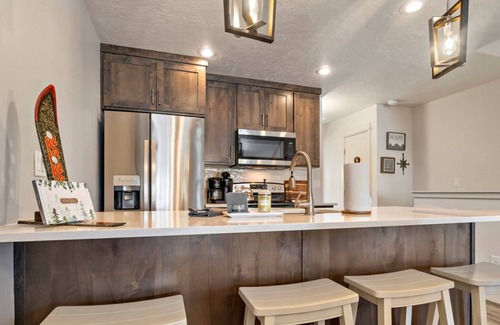 McCall Casa | Adjacent Escapes McCall Idaho: 2 side by side Townhouses!