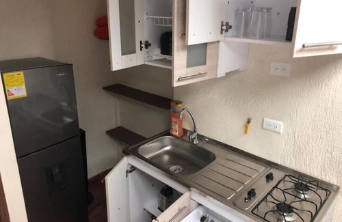 Bello Apartamento | Apartaestudios contiguos cerca al Ctro Ccial Fabricato.