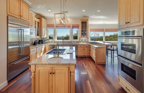 Santa Rosa Villa | Adjacent to Healdsburg, pool hot tub, pickleball!