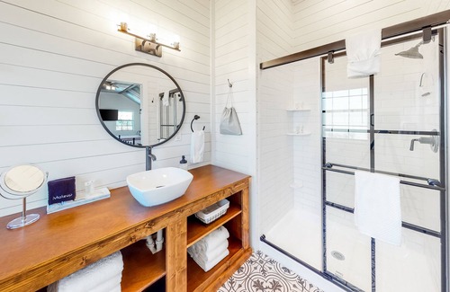 Fredericksburg Cabaña | Adjoining cottages with private decks, AC/heat, and high-speed fiber WiFi