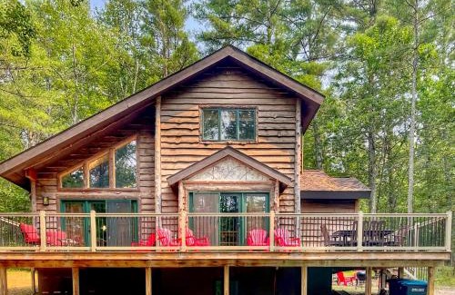 Jay Casa | ADK Cabin with Hot Tub, Near Whiteface, Lake Placid, Fire Pit, Game Rm
