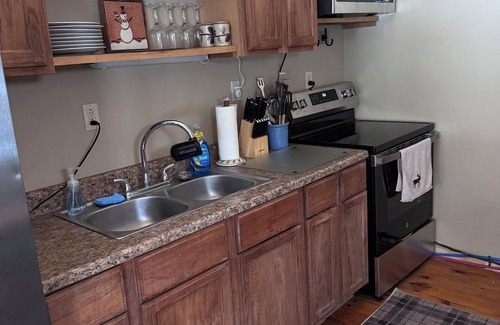 Lowville Cabina | ADK Cabin Cozy cabin just inside the blue line. A great place to relax or play!