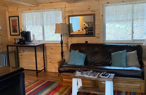 Elizabethtown Casa | ADK Cozy Cottage ....