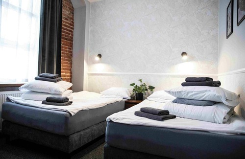 Lodz Cama Y Desayuno | Adler Bed & Breakfast