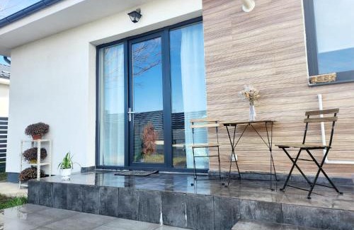 Tunari Casa | ADM Cozy Home - Entire private house&garden, close to Therme and Edenland