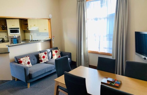 Invercargill Hotel | Admiral Court Motel & Apartments