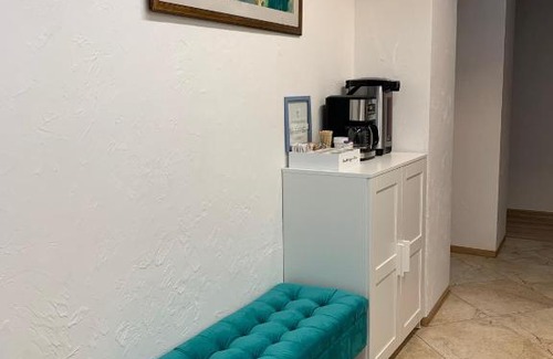 District No. 78 Cama Y Desayuno | Admiral