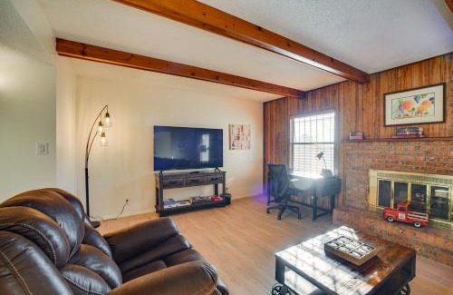 Northeast Heights Casa | Adobe Home in Albuquerque with Covered Patio