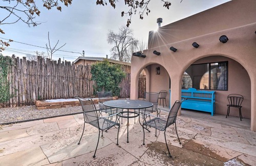 Downtown Santa Fe Cabaña | Adobe House w/ Patio - Walk to Dtwn Plaza & Shops!