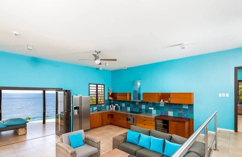 Kralendijk Villa | Adobe Style Oceanfront Villa con piscina privada