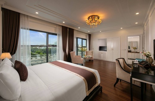 Hai Ba Trung Hotel | Adonis Hotel