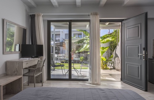 Pefkochori Casa | Adonis Luxury Village