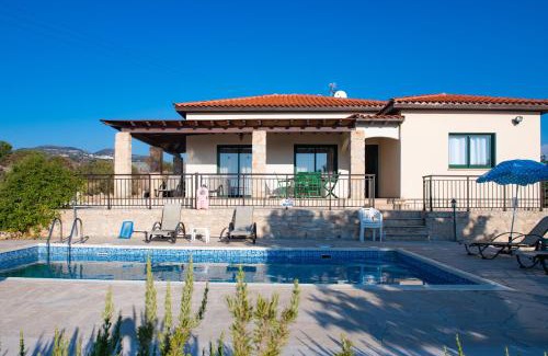 Pegeia Villa | Adonis Villa