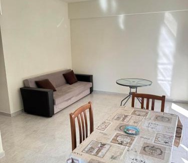 Flogita Apartamento | Adoniss Apartmentss 2