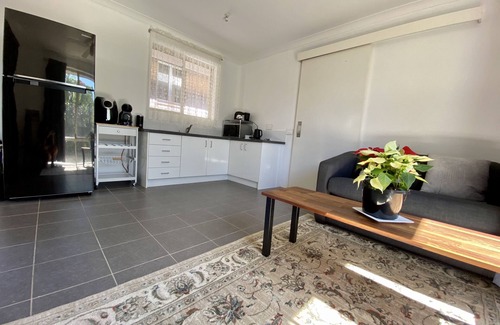 Withers Cabina | Adorable 1-bedroom Guesthouse near Maiden & beach