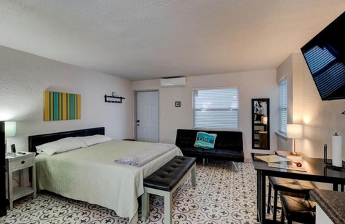 Wilbur-By-The-Sea Apartamento | Adorable 1 Bedroom on the Beach Wifi Kitchenette