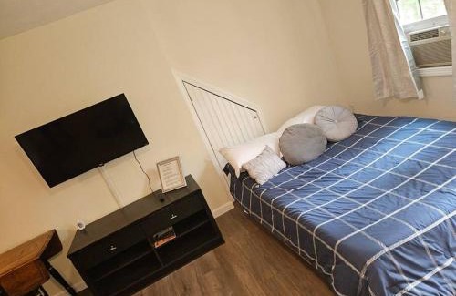 Northbridge Apartamento | Adorable 1 bedroom with off-street parking
