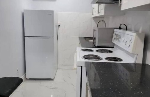 Streetsville Apartamento | Adorable 1-BR Basement Unit in Mississauga!!!
