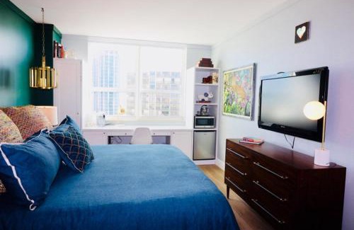Coconut Grove Hotel | Adorable 12th Floor Standard Unit Parking Included