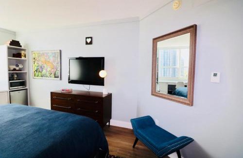 Coconut Grove Hotel | Adorable 12th Floor Standard Unit Parking Included
