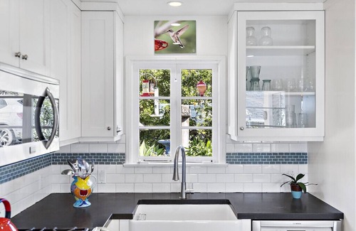 Laguna Beach Cabaña | Adorable 1940’s Vintage Ocean View Cottage in the Village