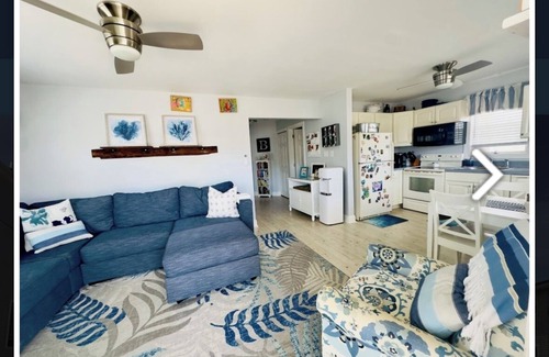 Townsend's Inlet Condominio | Adorable 1st floor, 3-bedroom condo with great porch 5 mins from the beach
