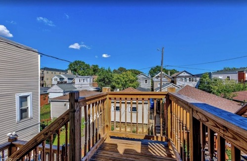 Tri-Taylor Apartamento | Adorable 2-bed with air hockey table