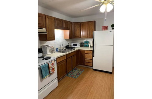 Gainesville Casa | Adorable 2 Bedroom 1 Bath Duplex