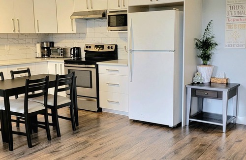 Abbotsford Apartamento | Adorable 2-bedroom basement suite