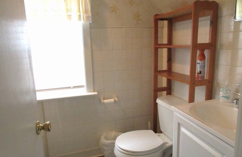 Ship Bottom Apartamento | Adorable 2 bedroom second floor duplex in Ship Bottom, short walk to the beach.