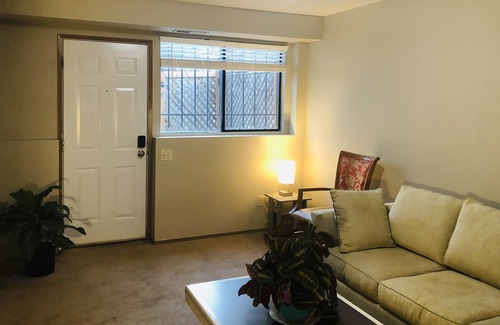 Columbia City Casa | Adorable 2 Bedrooms @ the Center of Columbia City