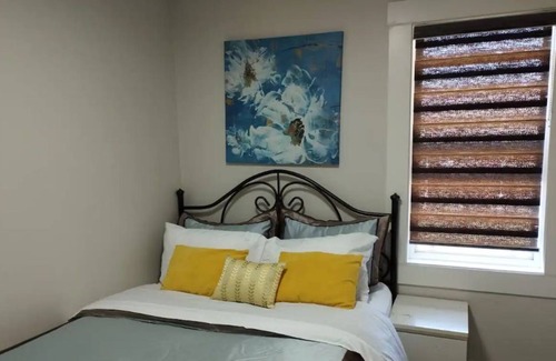 Crescent Heights Apartamento | Adorable 2BDR Suite,5mins to downtown free parking