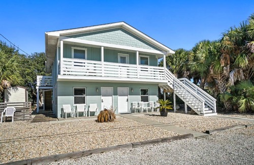 Laguna Beach Estates Casa | Adorable Beach Cottages by Panhandle Getaways