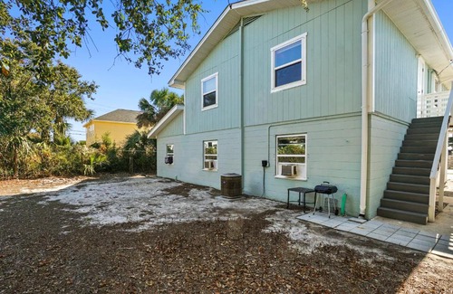 Laguna Beach Estates Casa | Adorable Beach Cottages by Panhandle Getaways