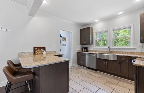 East Durham Casa | Adorable Bungalow, Minutes from Downtown Durham