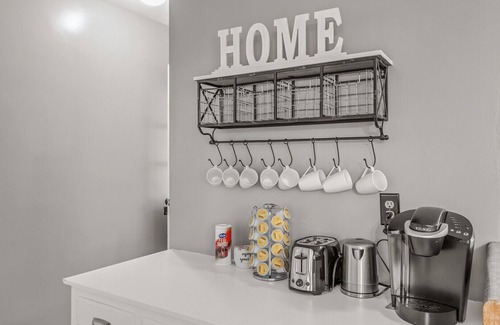 Maplewood Casa | Adorable Comfy Home- 3M Headquarter-Battle Creek Park- MOA- DTWN St. Paul