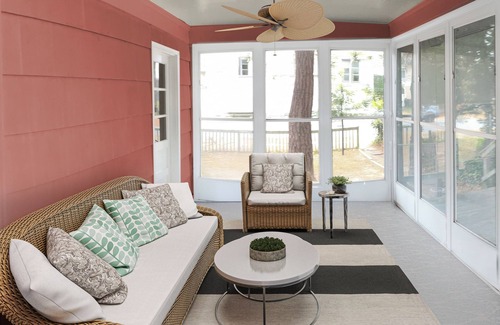 Rehoboth by the Sea Casa | Adorable Coral Cottage, 1 block to the beach, Great Location in Dewey Beach!