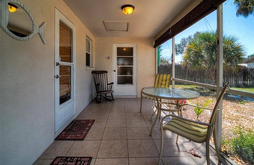 Englewood Cabaña | Adorable cabañas en Lemon Bay