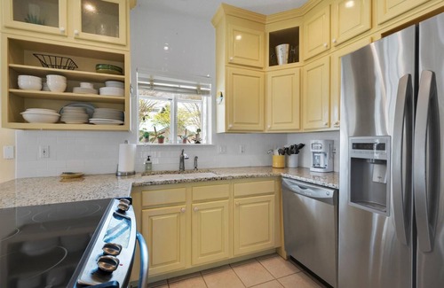 Crystal Shores Casa | CASA ADORABLE DESTIN BEACH! 1 minuto a pie de playa! Vista del golfo! ¡Piscina privada!