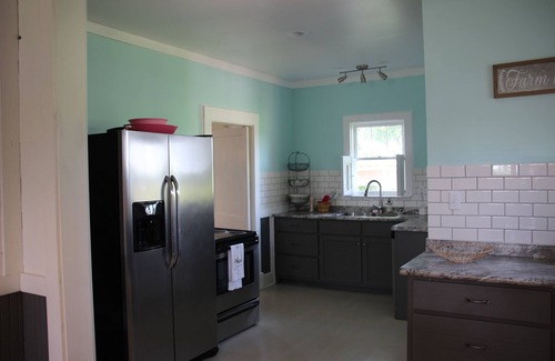 Athens Casa | Adorable granja convenientemente ubicada a Atenas / Madison / Huntsville / Decatur