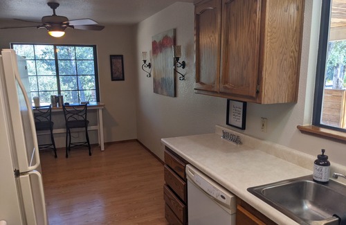Redding Casa | adorable guest house in the country.