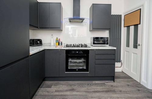 Glyncorrwg Casa | Adorable House: Afan Forest Park - STAE-Homes