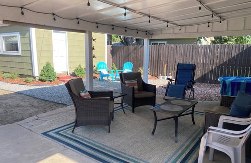 Englewood Casa | Adorable House in South Denver!