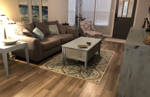 South Central Houston Casa | Adorable bungalow recientemente renovado