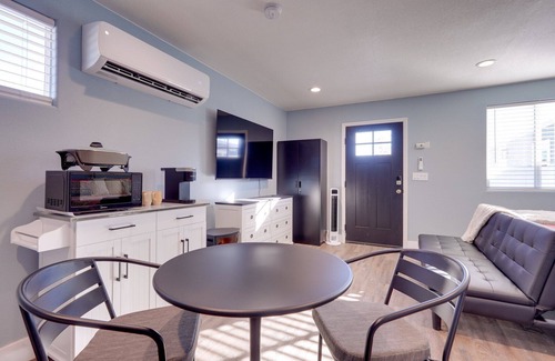 Mesquite Cabaña | Adorable Private 1-bedroom Cottage Mesquite, NV {no host fees}